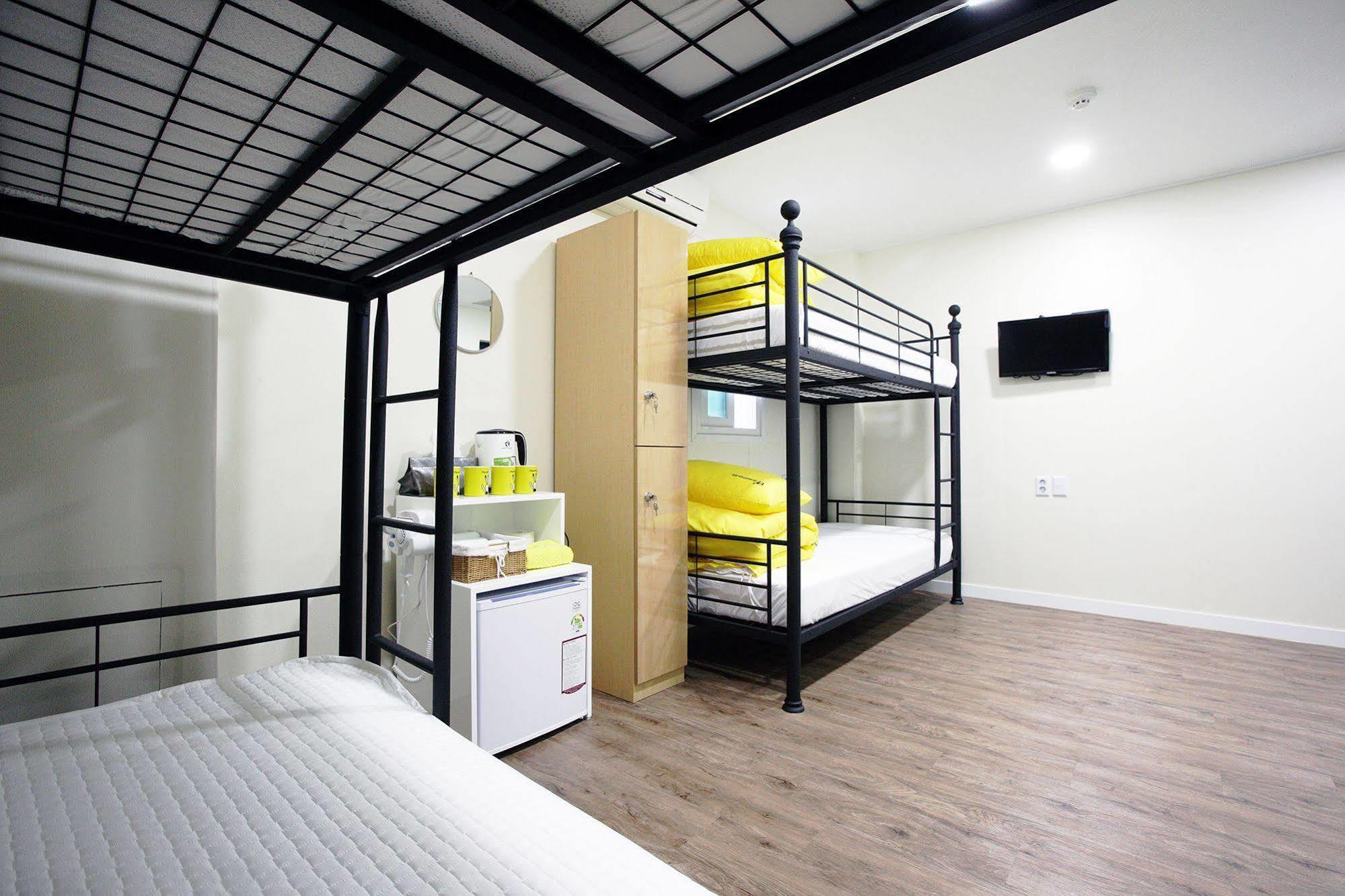 24 Myeongdong Avenue Rumah tetamu