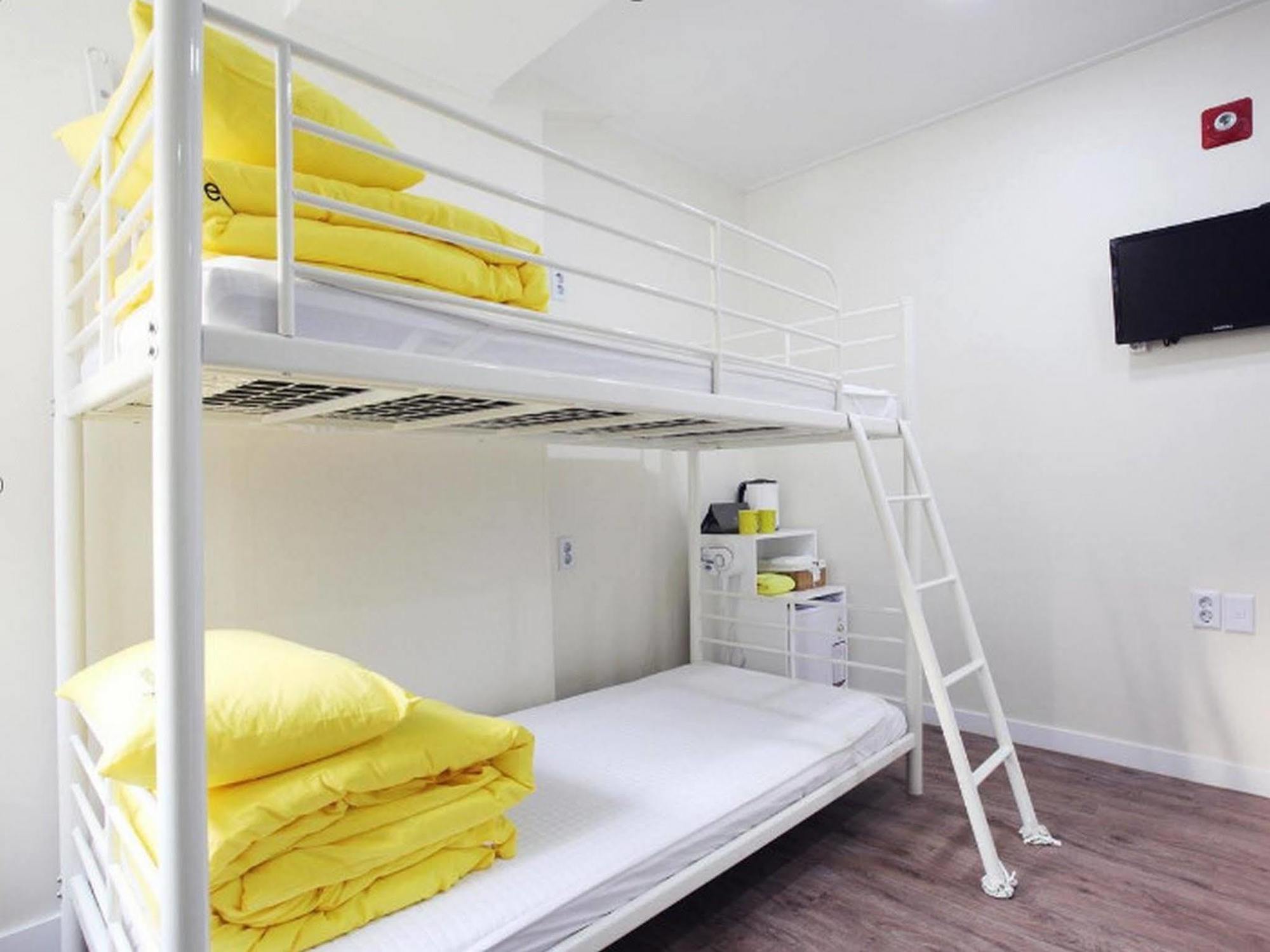 Guest house 24 Myeongdong Avenue 2*