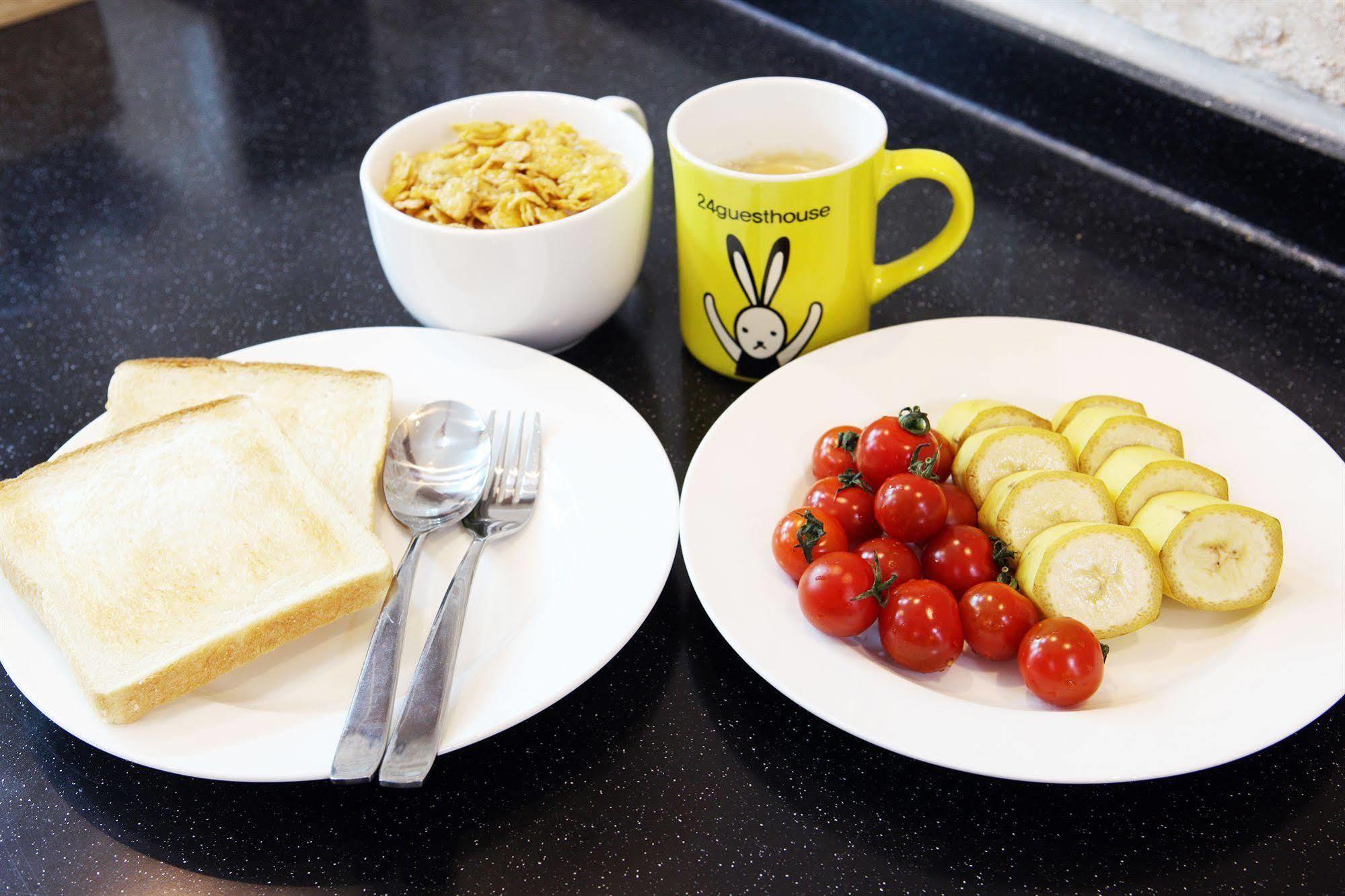 Guest house 24 Myeongdong Avenue