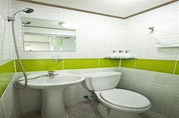 24 Myeongdong Avenue Guest house Seoul